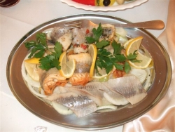 powiększ